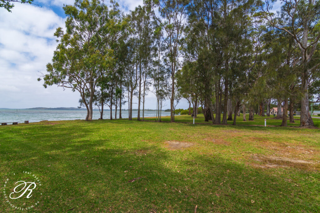27 Waterfront Road, SWAN BAY, NSW 2324 AUS