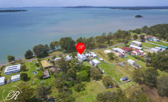 27 Waterfront Road, SWAN BAY, NSW 2324 AUS