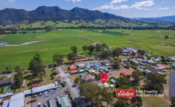 8 Oak Street, GLOUCESTER, NSW 2422 AUS