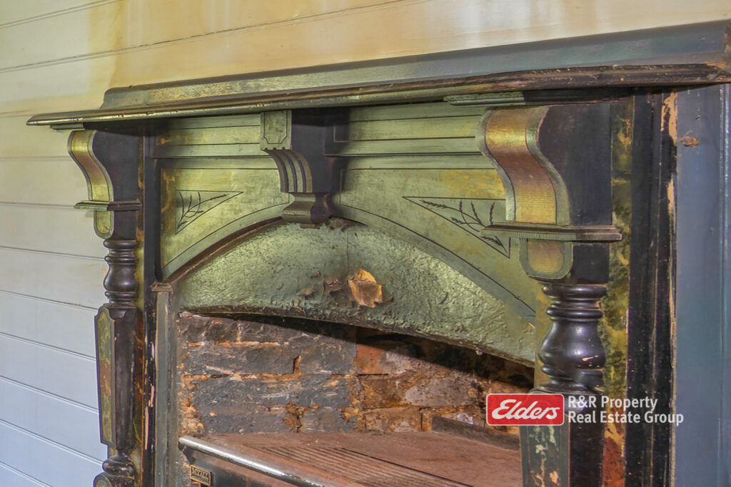 2286 The Bucketts Way, BOORAL, NSW 2425 AUS