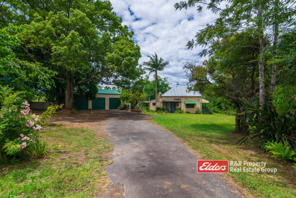 2286 The Bucketts Way, BOORAL, NSW 2425 AUS