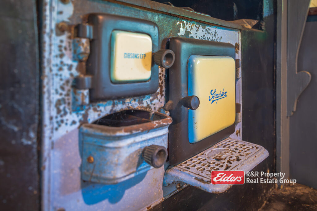 2286 The Bucketts Way, BOORAL, NSW 2425 AUS