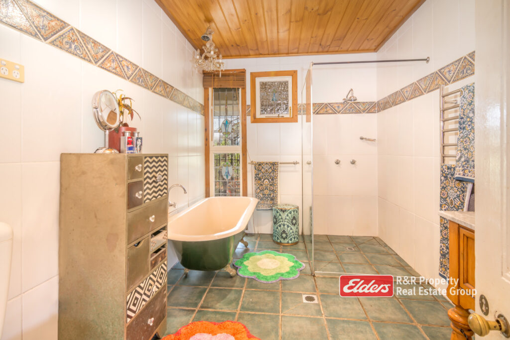 1126 The Bucketts Way, STROUD ROAD, NSW 2415 AUS