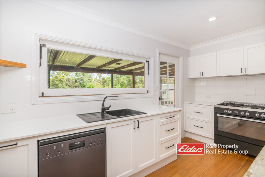 18 Avon Street, STROUD, NSW 2425 AUS