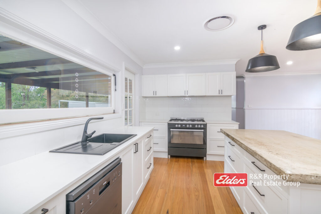 18 Avon Street, STROUD, NSW 2425 AUS