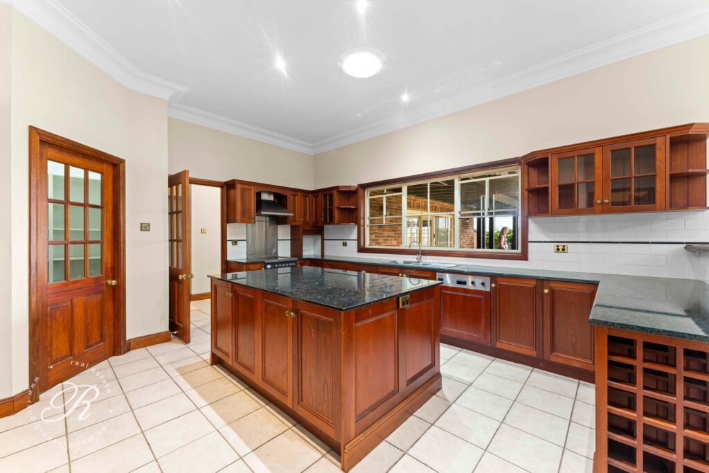 128 Cabbage Tree Road, WILLIAMTOWN, NSW 2318 AUS