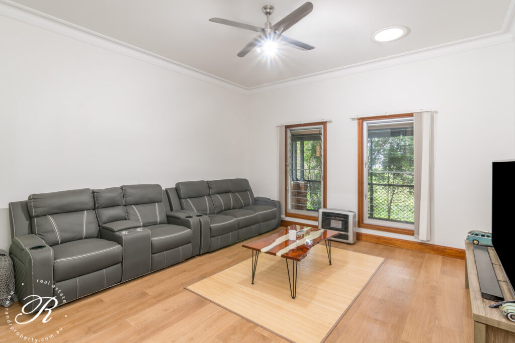 128 Cabbage Tree Road, WILLIAMTOWN, NSW 2318 AUS