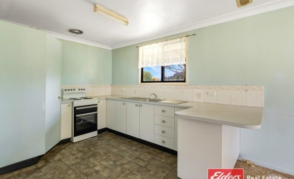 27 Kendall Street, GLOUCESTER, NSW 2422 AUS