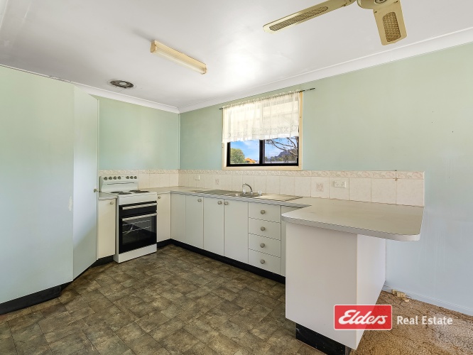 27 Kendall Street, GLOUCESTER, NSW 2422 AUS