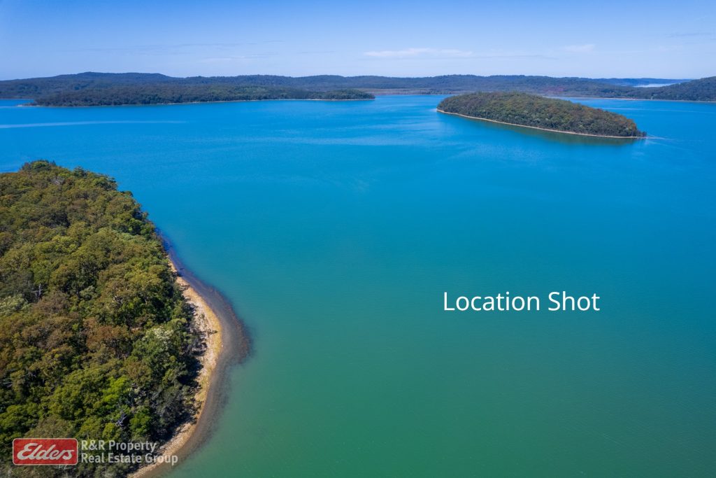 15 20 The Lakes Way, TARBUCK BAY, NSW 2428 AUS