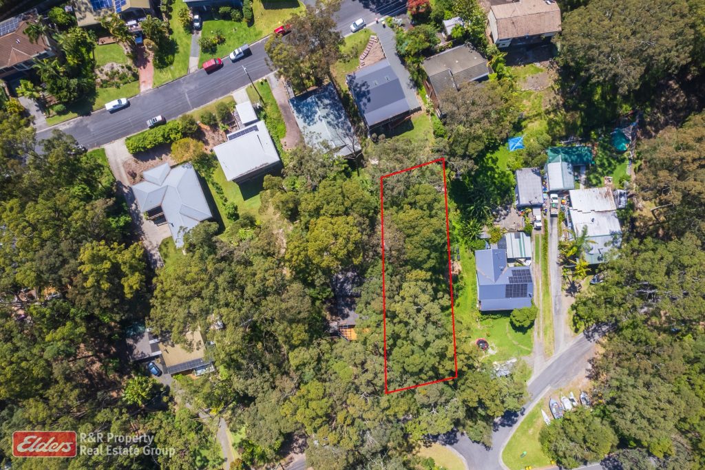 15 20 The Lakes Way, TARBUCK BAY, NSW 2428 AUS