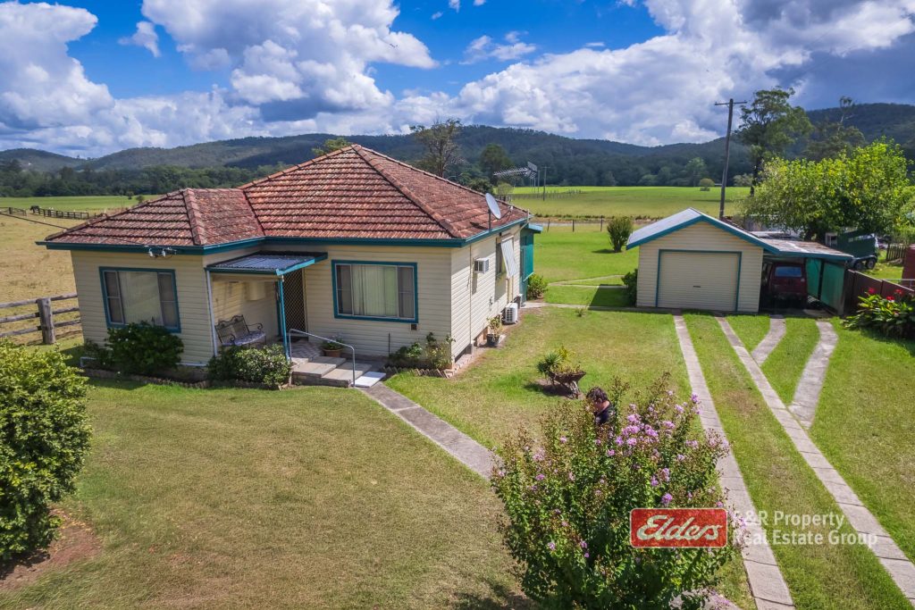 2305 The Bucketts Way, BOORAL, NSW 2425 AUS