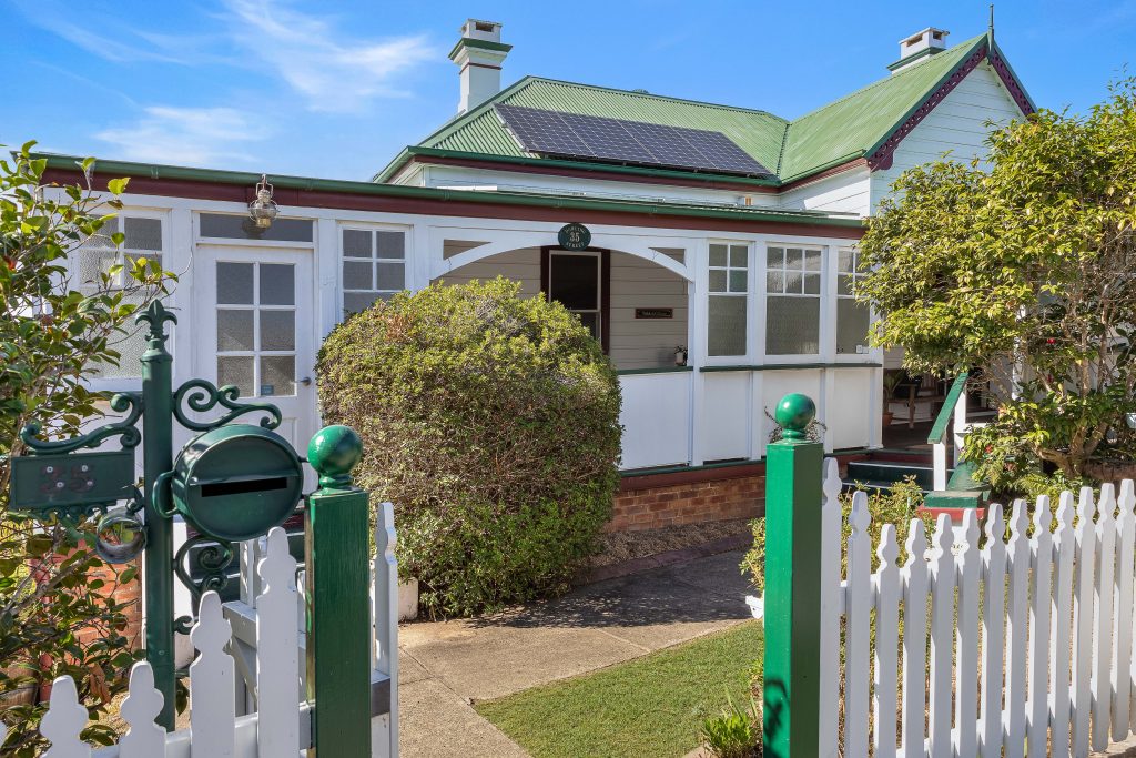 35 Dowling Street, DUNGOG, NSW 2420 AUS