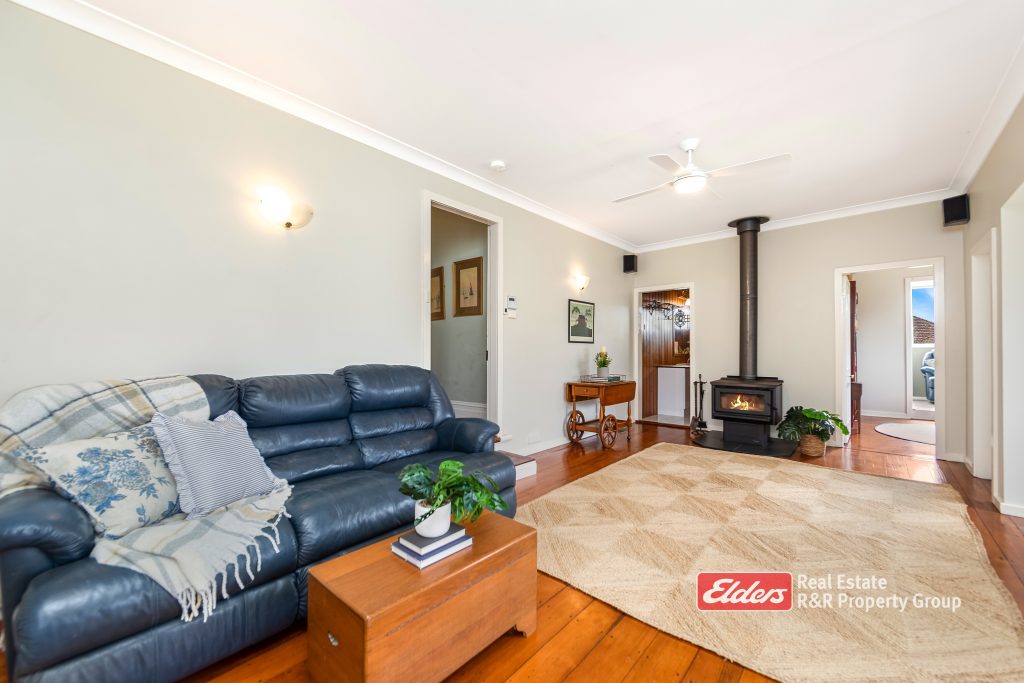 35 Dowling Street, DUNGOG, NSW 2420 AUS