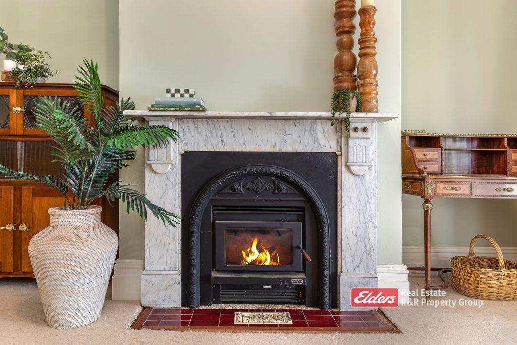 35 Dowling Street, DUNGOG, NSW 2420 AUS