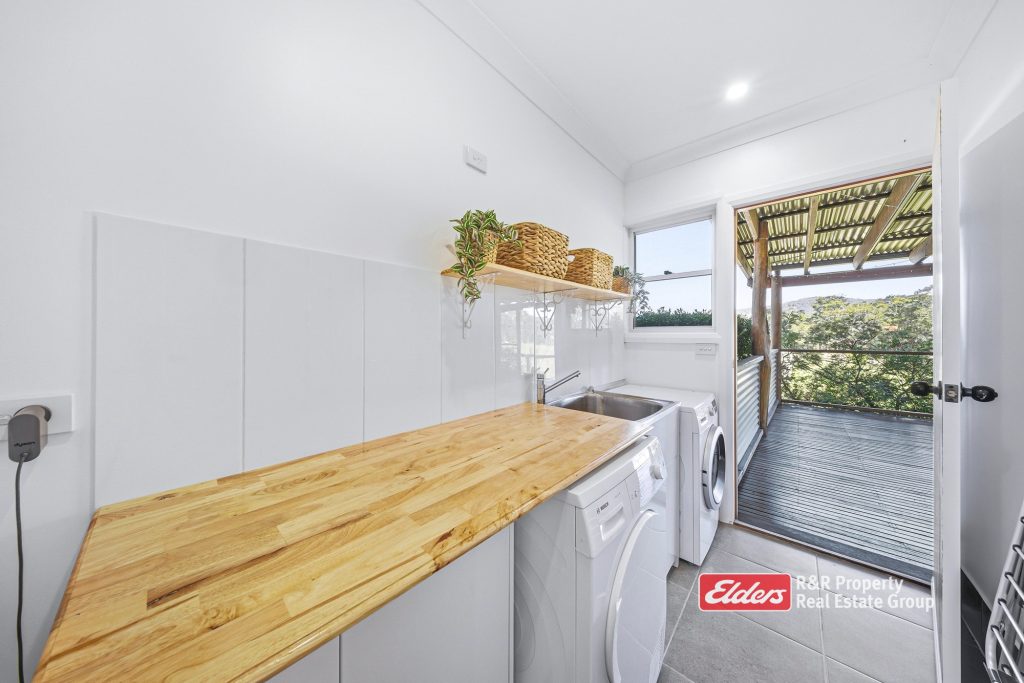 1D Cowper Street, STROUD, NSW 2425 AUS