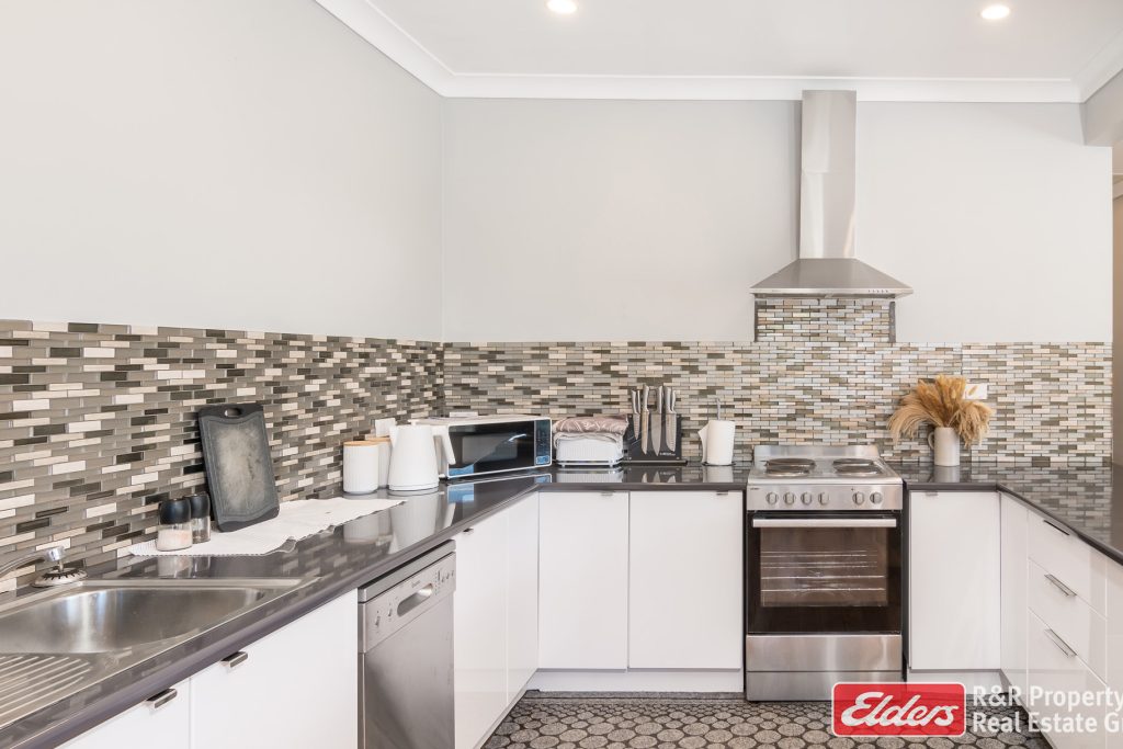 30 Alma Street, RAYMOND TERRACE, NSW 2324 AUS