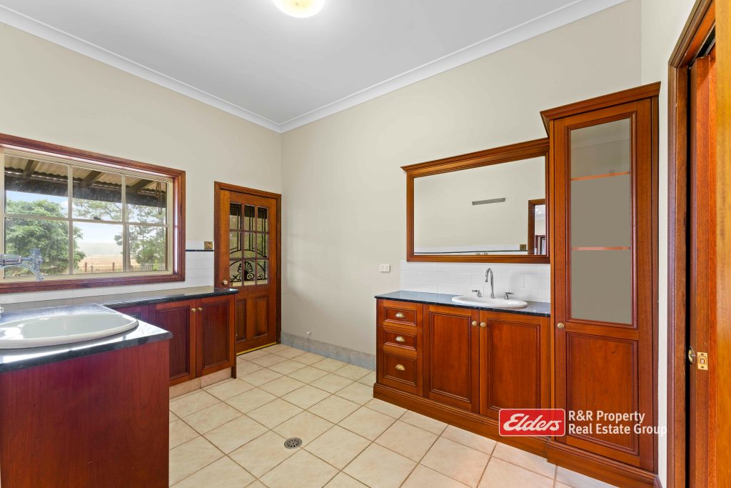 128 Cabbage Tree Road, WILLIAMTOWN, NSW 2318 AUS