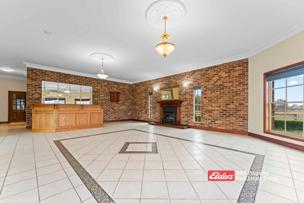 128 Cabbage Tree Road, WILLIAMTOWN, NSW 2318 AUS