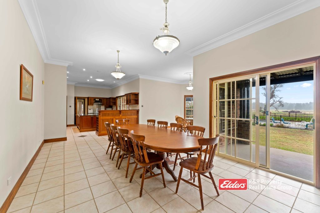128 Cabbage Tree Road, WILLIAMTOWN, NSW 2318 AUS