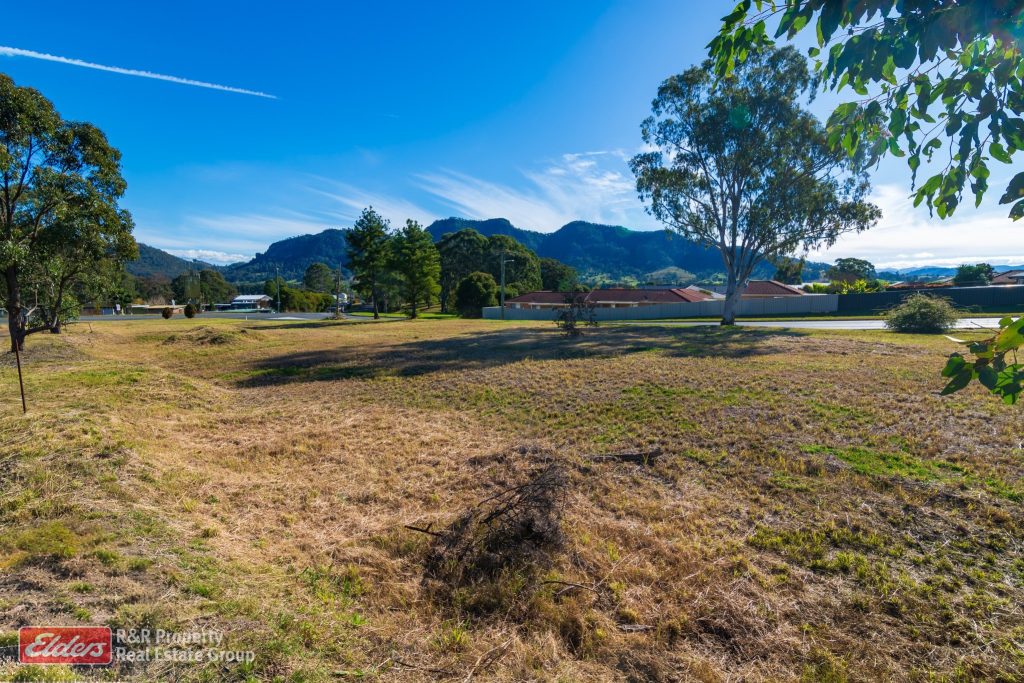42 Clement Street, GLOUCESTER, NSW 2422 AUS