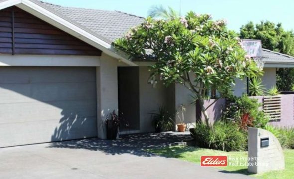 4 Oriana Close, FORSTER, NSW 2428 AUS