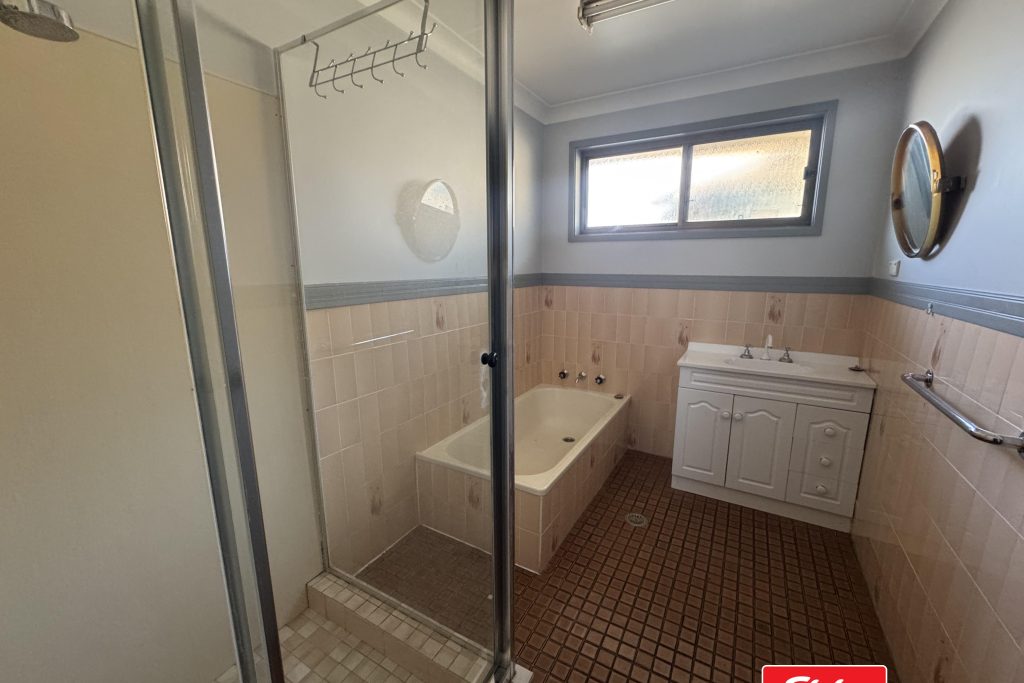 16 Dawson Crescent, GLOUCESTER, NSW 2422 AUS