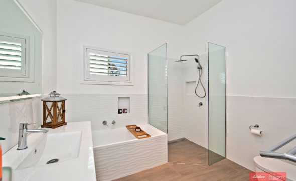 68 and 68a Holdom Road, KARUAH, NSW 2324 AUS